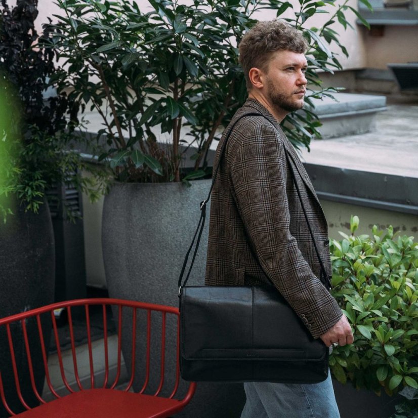Geantă mare Valmio Mount Black Laptop Bag