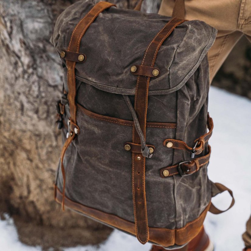 Batoh outdoorový Skaut 2.0 Tmavě zelený 18L