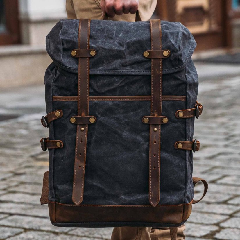 Rucsac de exterior Skaut 2.0 gri închis 18L