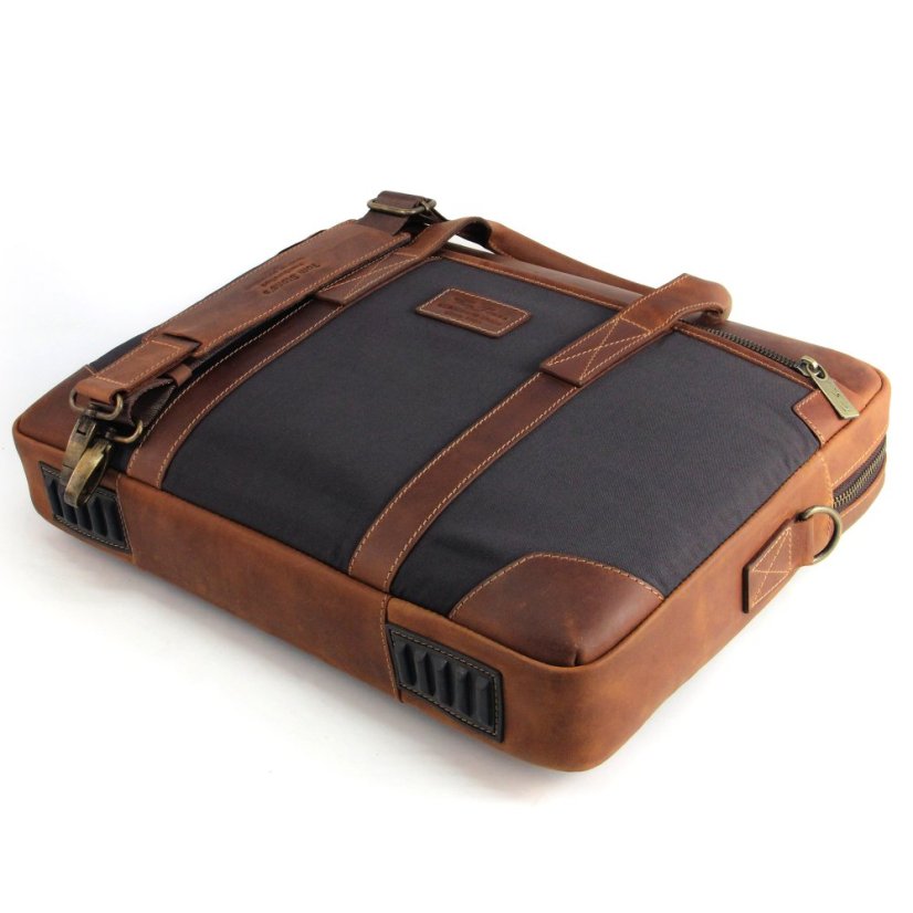 Tom Stone 7171 Canva