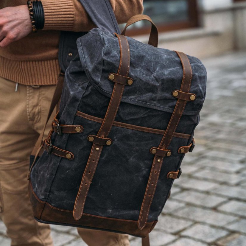 Rucsac de exterior Skaut 2.0 gri închis 18L