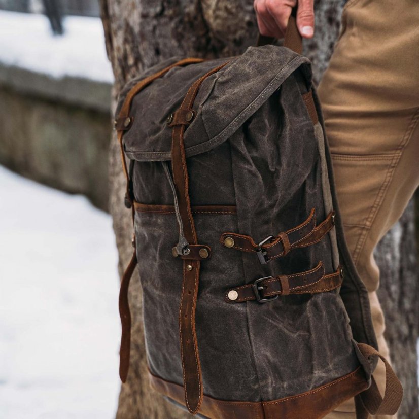 Batoh outdoorový Skaut 2.0 Tmavě zelený 18L