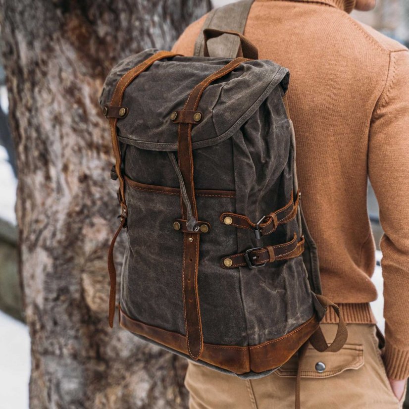 Batoh outdoorový Skaut 2.0 Tmavě zelený 18L